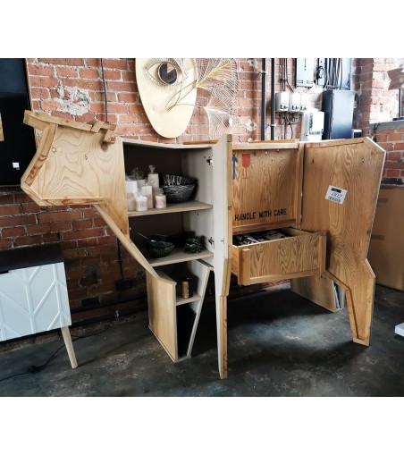 Kredens KROWA - drewno sklejka