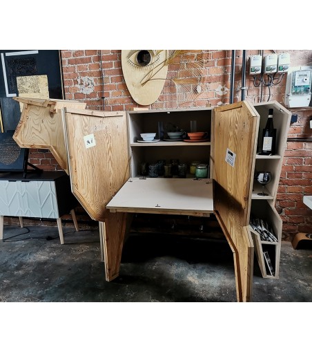 Kredens KROWA - drewno sklejka