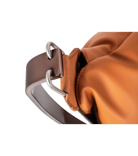 Fotel ARNI LOW z podnóżkiem - pomarańczowa ekoskóra, podstawa ciemna miedziana