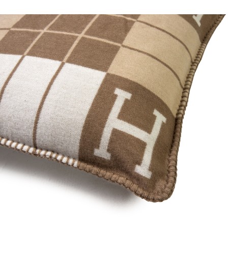 Poduszka dekoracyjna SHP PARIS HOME       ciemny beż