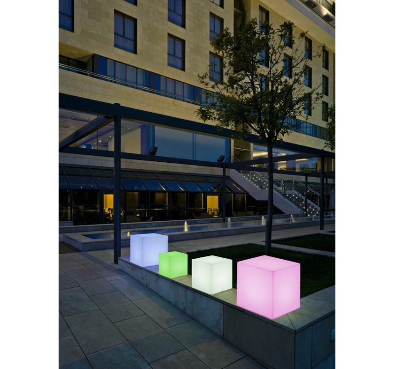 NEW GARDEN lampa ogrodowa CUBY 45 SOLAR & BATTERY biała